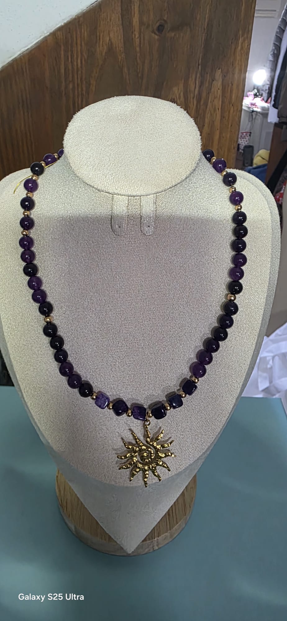 Collar de amatistas